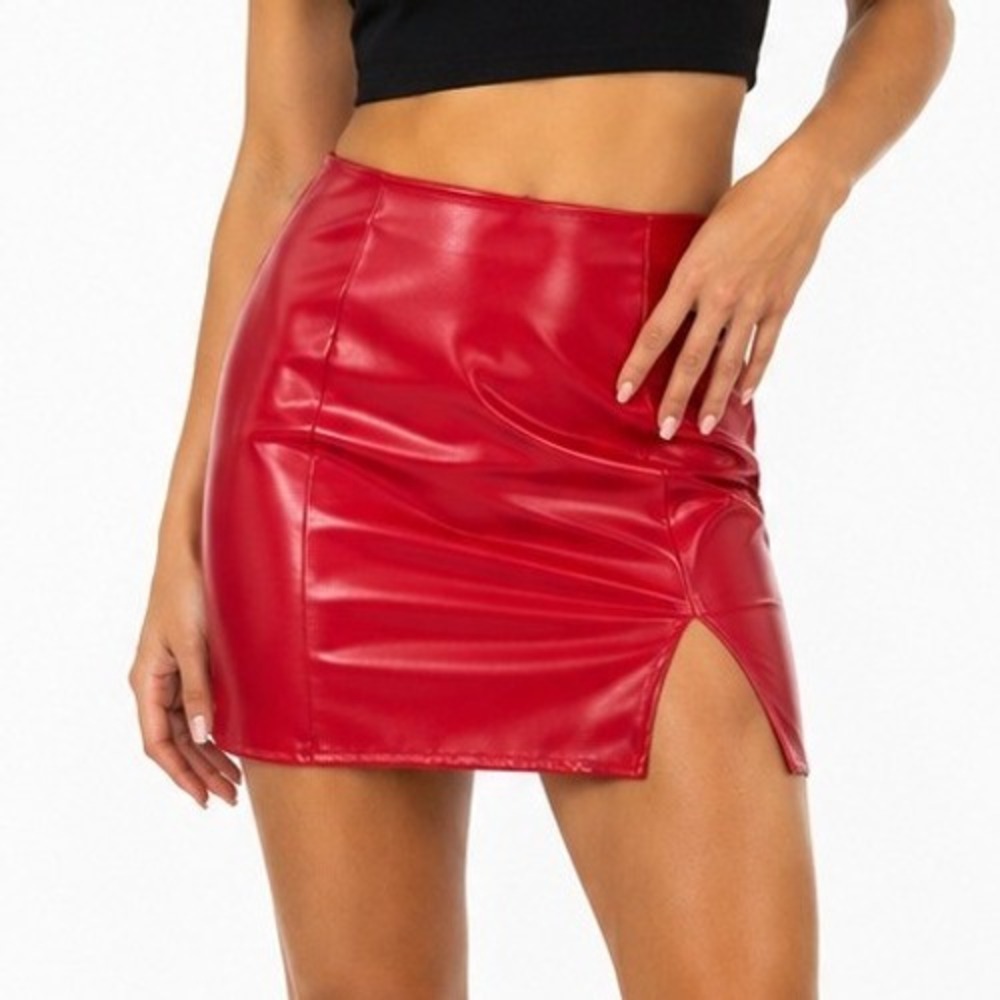 Windsor Red Faux Leather Mini Skirt L High Waist Front Slit Shiny Bodycon Party